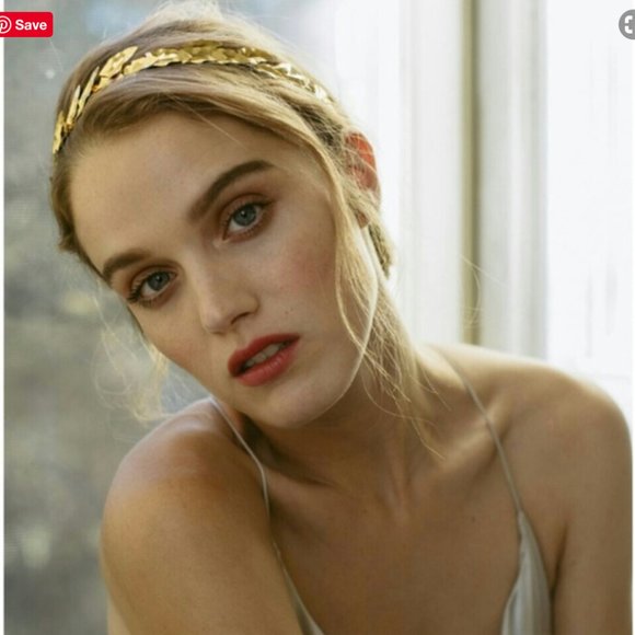 Jennifer Behr The Eos Circlet Headband main image 5